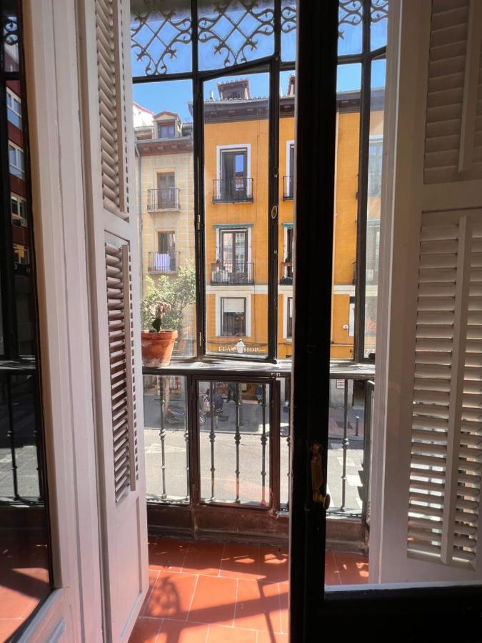 Urban Rooms Fuencarral Madrid Luaran gambar