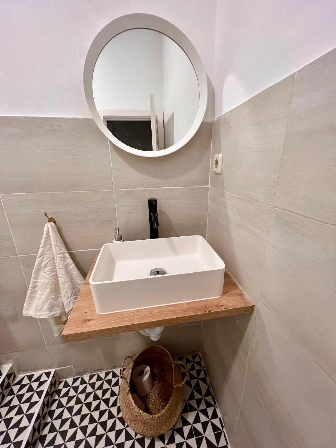 Urban Rooms Fuencarral Madrid Luaran gambar