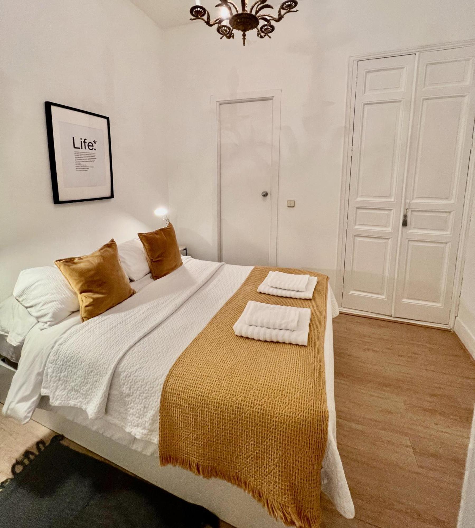 Urban Rooms Fuencarral Madrid Luaran gambar