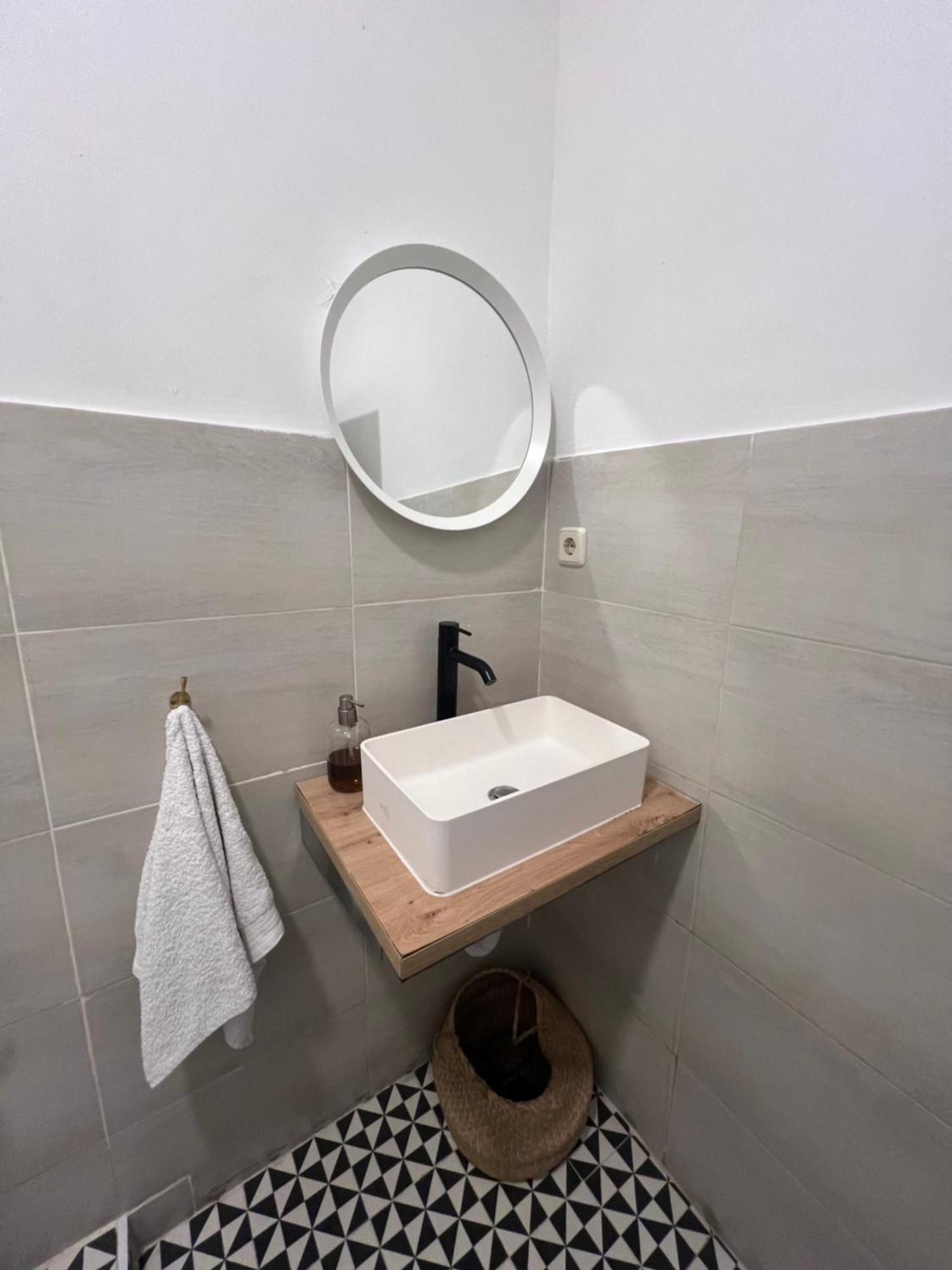 Urban Rooms Fuencarral Madrid Luaran gambar